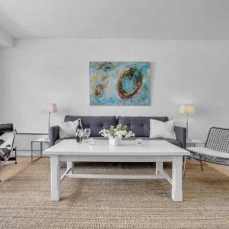 Front In Nykobing Sj